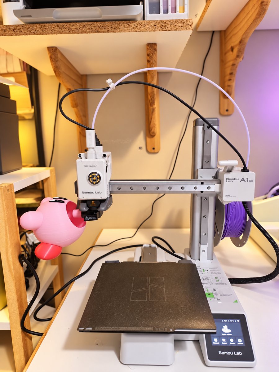La impresora 3D en el taller de Benita